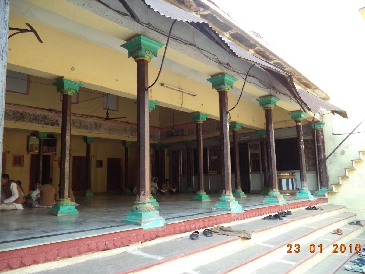 Shri Swami Sheetal Das Aashram Dharmshala พาราณสี ภายนอก รูปภาพ
