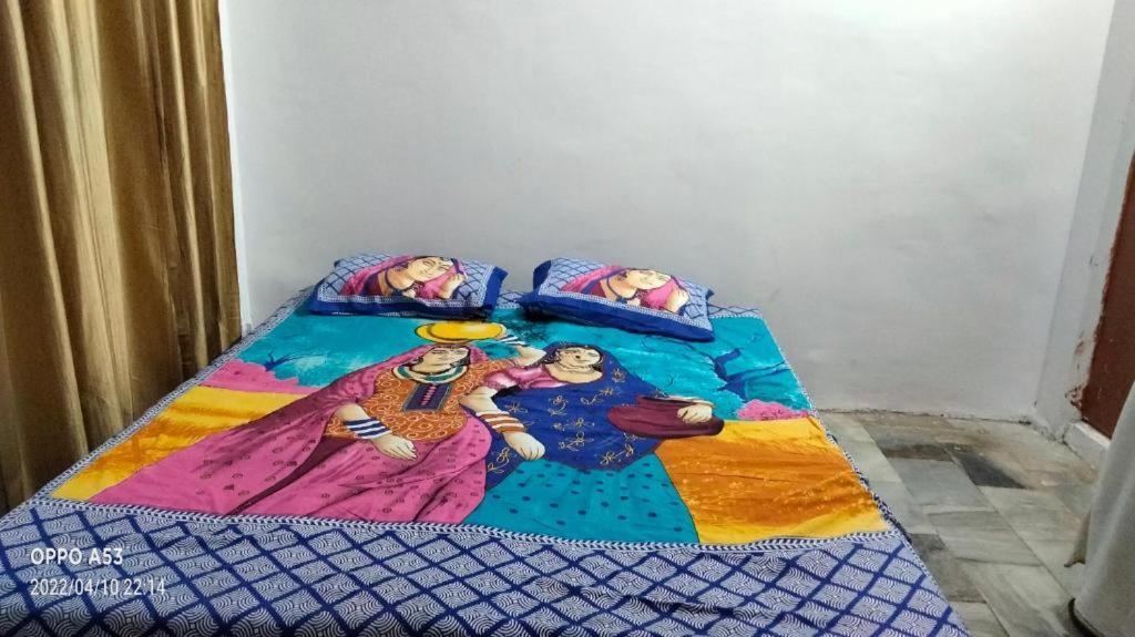 Shri Swami Sheetal Das Aashram Dharmshala พาราณสี ภายนอก รูปภาพ